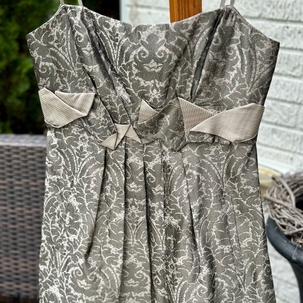 BCBG Silk Strapless Fitted Formal Party Winter Formal Homecoming Short Dress